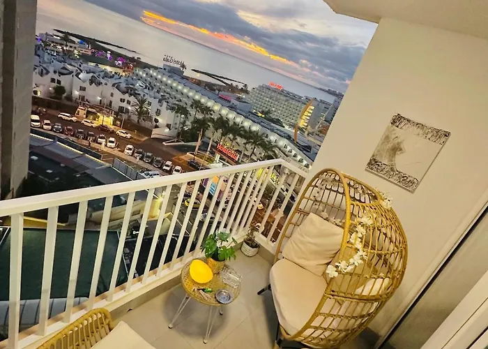 Exclusive Ocean Front Apartamento